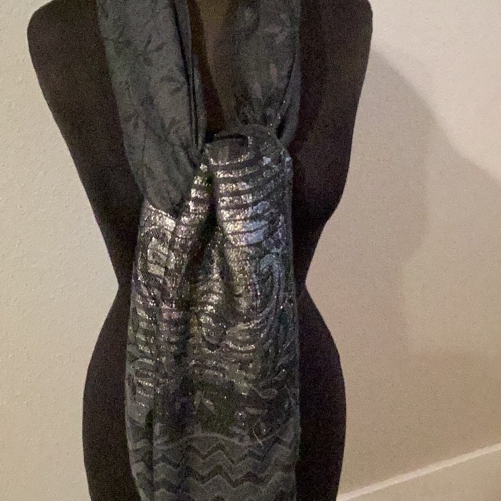 Pashmina new with tags. Grey & silver metallic